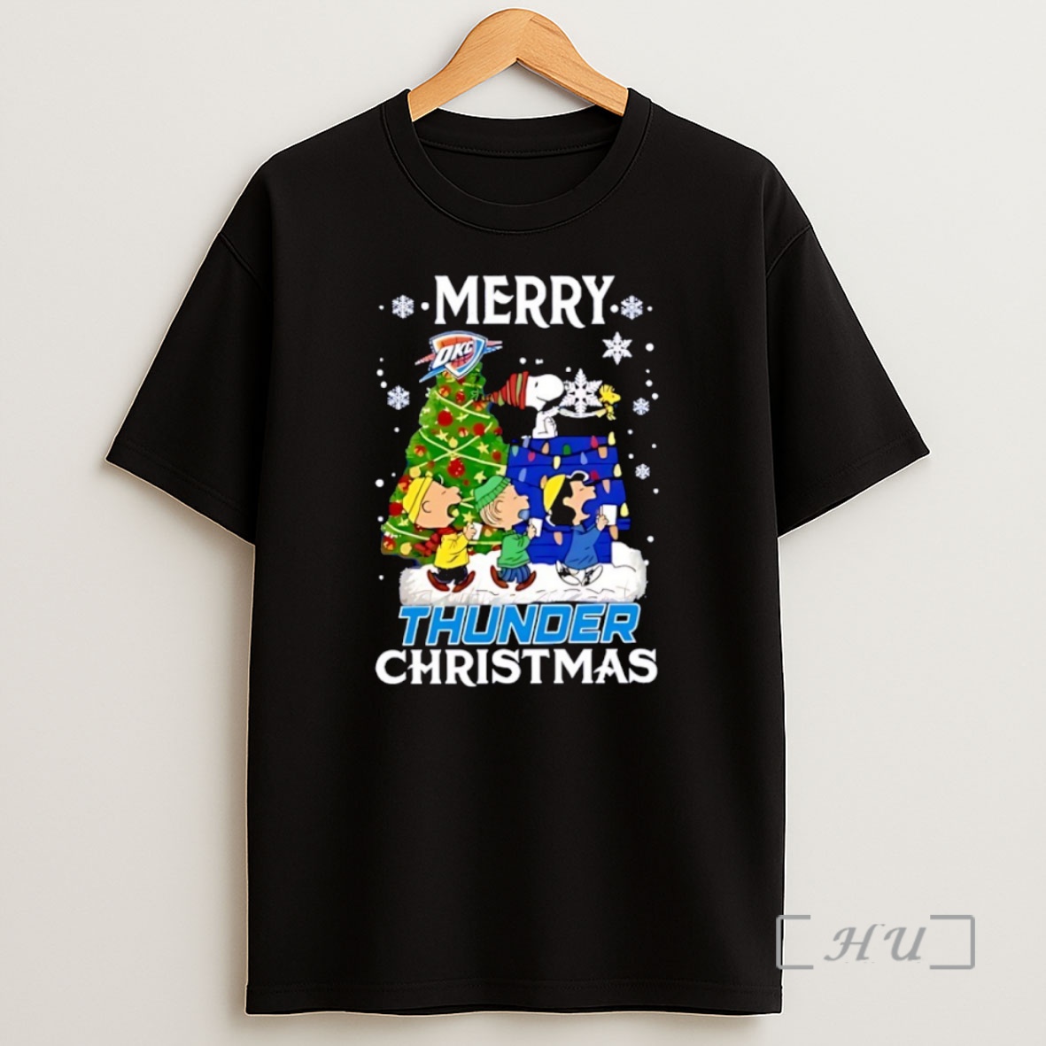 Officials Snoopy And Friends Peanuts Merry Oklahoma City Thunder Christmas 2025 Shirt Sweatshirt Tee
