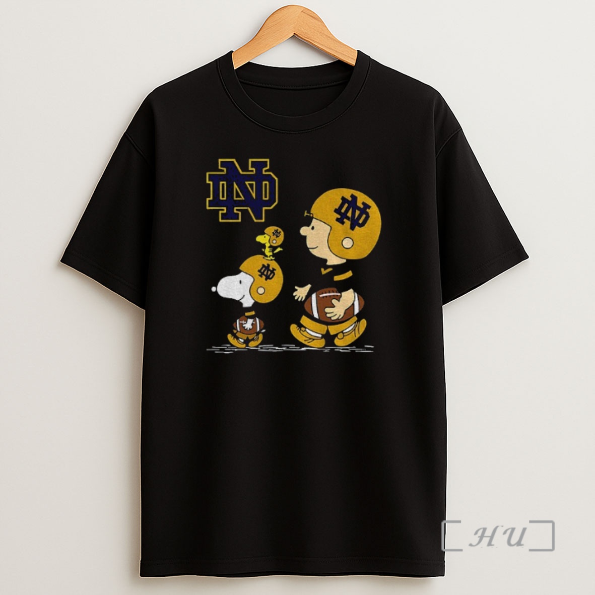 Officials Snoopy And Peanuts Notre Dame Fighting Irish Football 2025 Lover Shirt Sweatshirt Tee