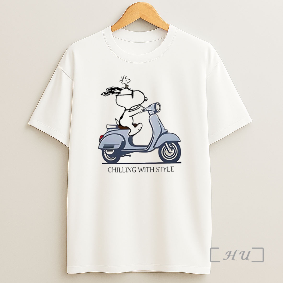 Officials Snoopy And Woodstock Chilling Shirt Sweatshirt Tee