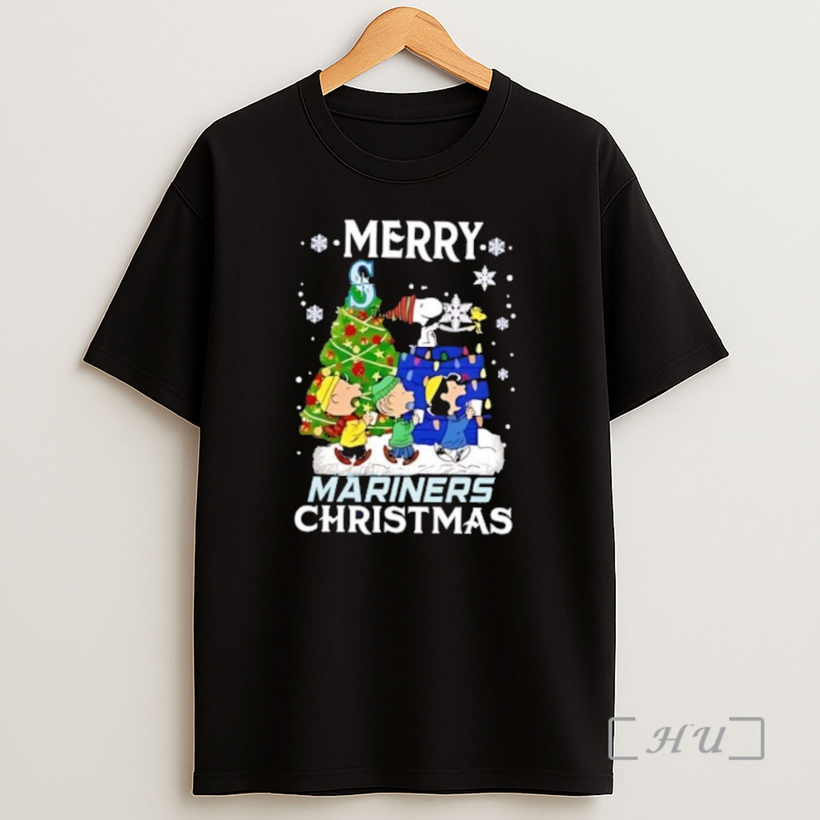 Officials Snoopy And Friends Merry Seattle Mariners Christmas Premium Shirt Sweatshirt Tee