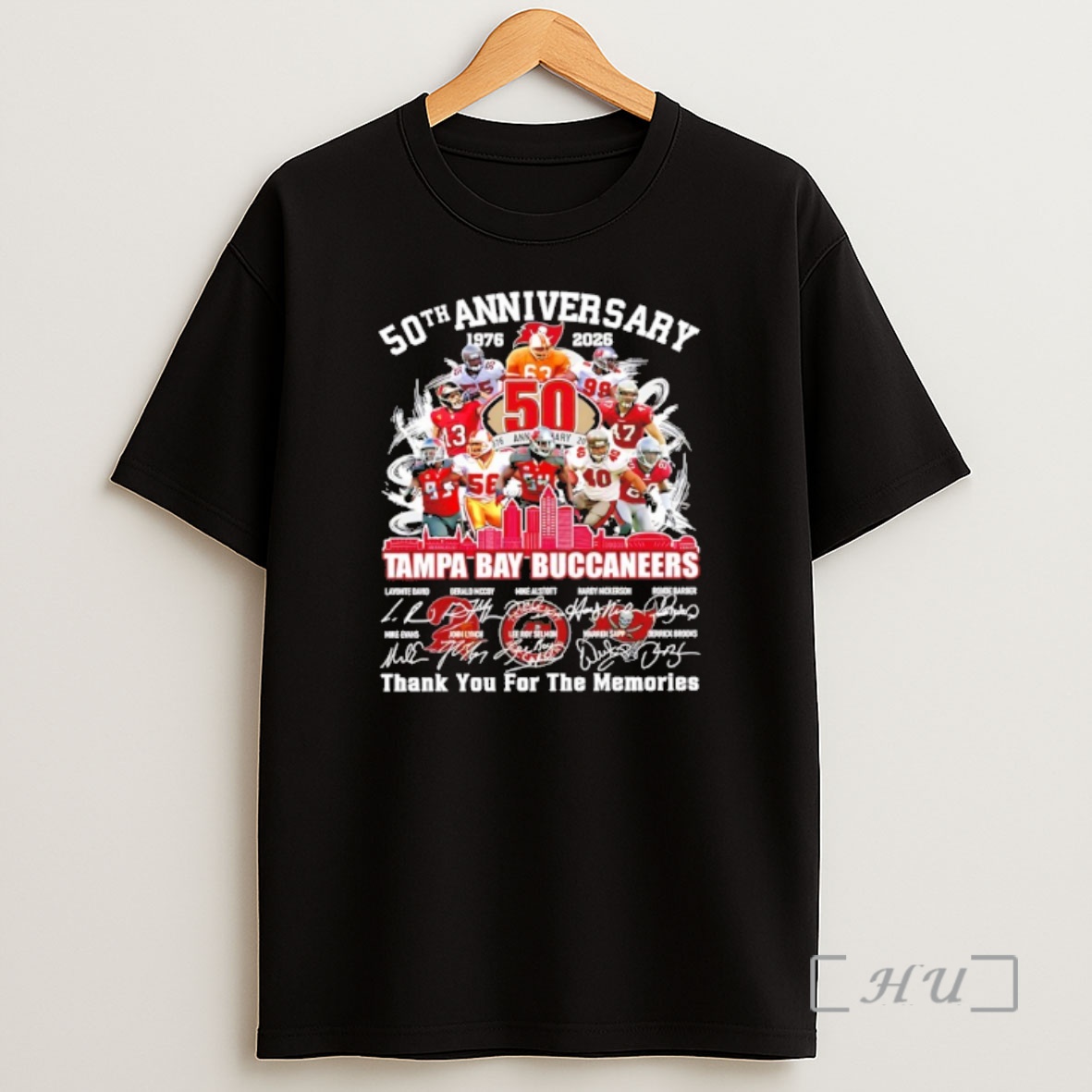 Officials Tampa Bay Buccaneers 50th Anniversary 1976 2026 Thank You For The Memories Signatures Shirt Sweatshirt Tee