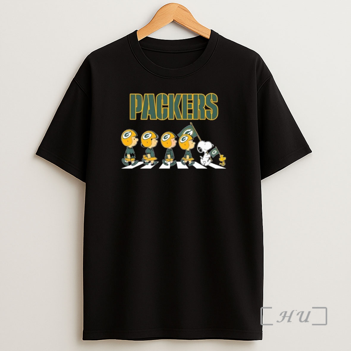 Officials The Peanuts And Friends Abbey Road X Green Bay Packers Premium Shirt Sweatshirt Tee
