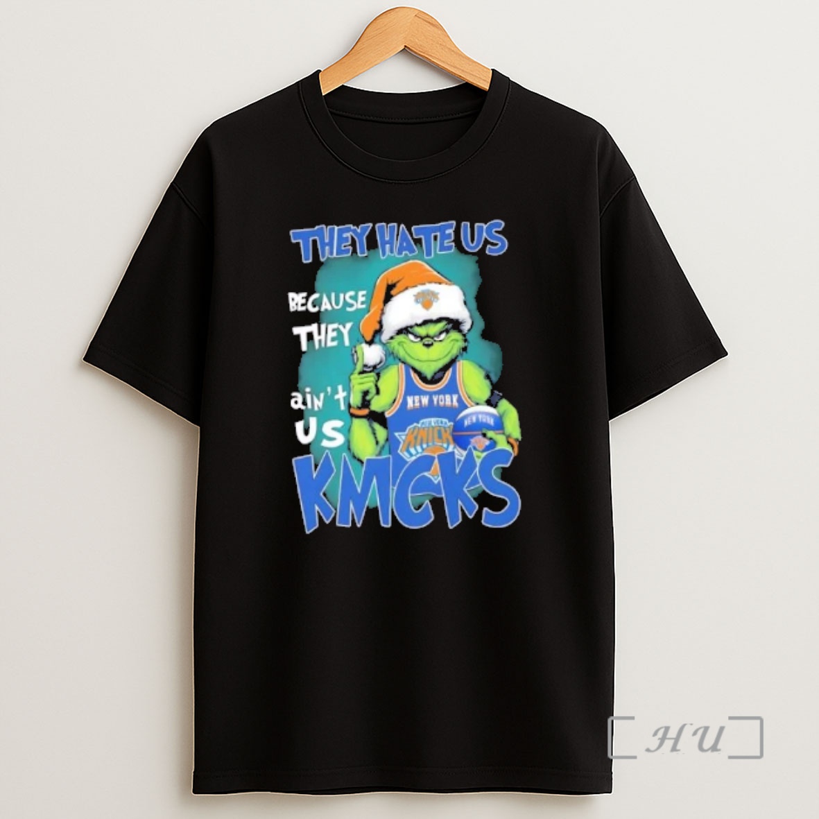 Officials They Hate Us Because They Aint Us New York Knicks Grinch Christmas Shirt Sweatshirt Tee