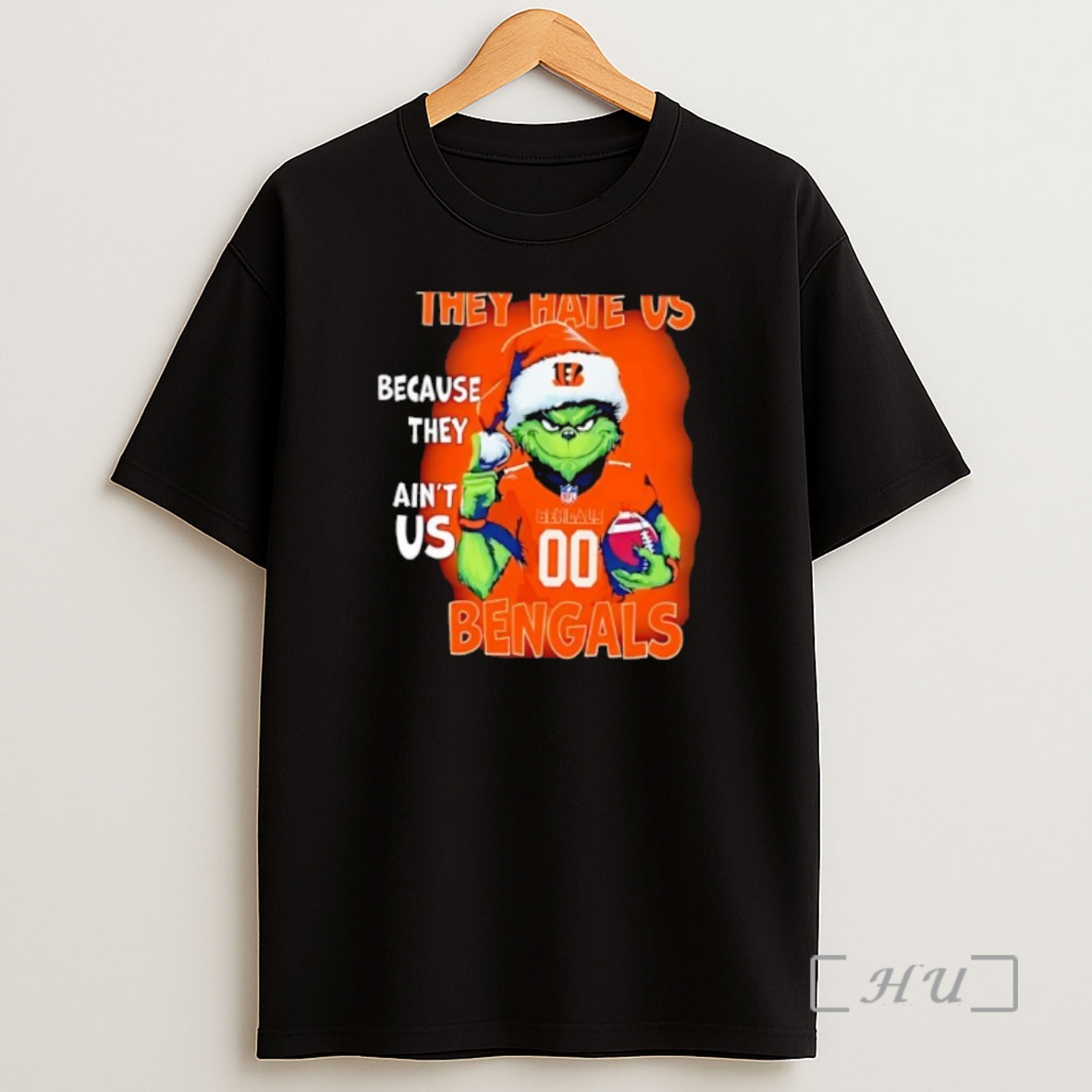 Officials They Hate Us Because They Aint Us Cincinnati Bengals Grinch Santa Premium Shirt Sweatshirt Tee