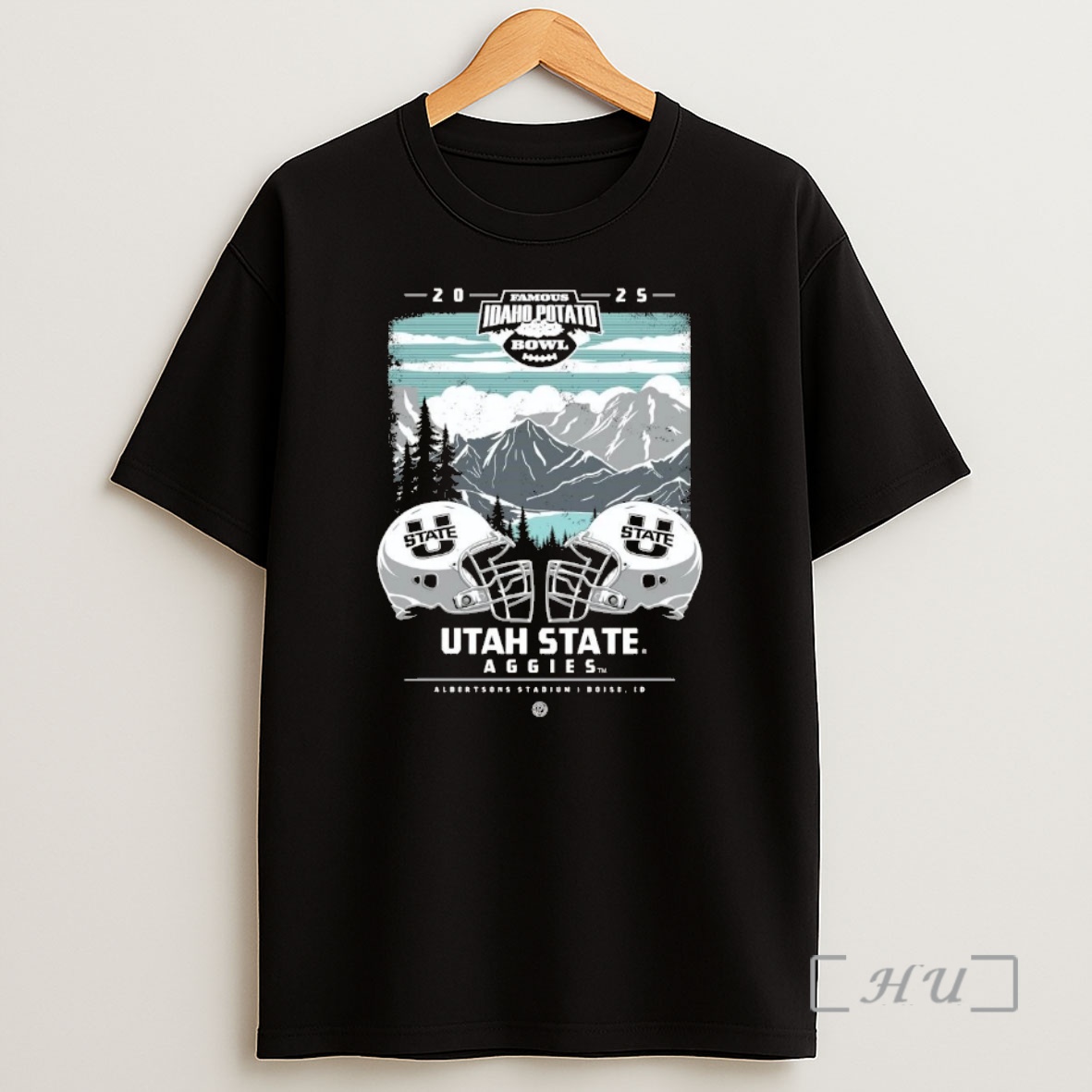 Officials Utah State Aggies 2025 Famous Idaho Potato Bowl Helmet Chriast Shirt Sweatshirt Tee
