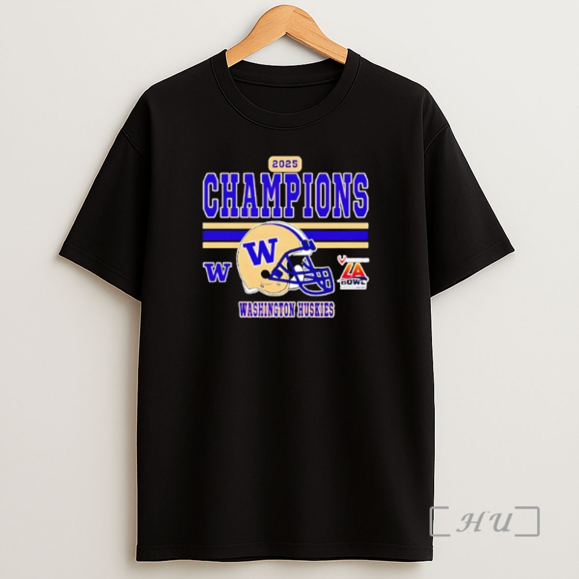 Officials Washington Huskies 2025 La Bowl Champions Helmet Shirt Sweatshirt Tee
