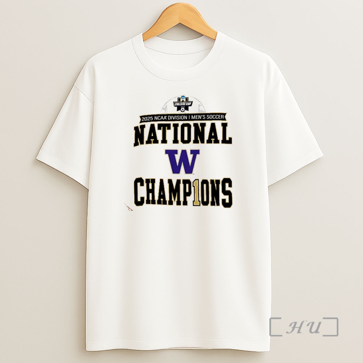 Officials Washington Huskies 2025 Ncaa Mens Soccer National Champions Locker Room Christmas Shirt Sweatshirt Tee