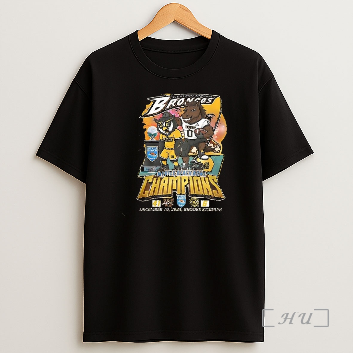 Officials Western Michigan Broncos Beat Kennesaw State 2025 Myrtle Beach Bowl Score Mascot Shirt Sweatshirt Tee