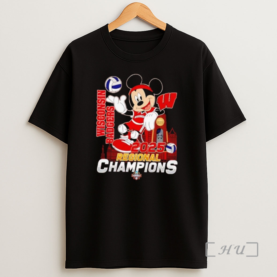 Officials Wisconsin Badgers 2025 Regional Champions Football Shirt Sweatshirt Tee