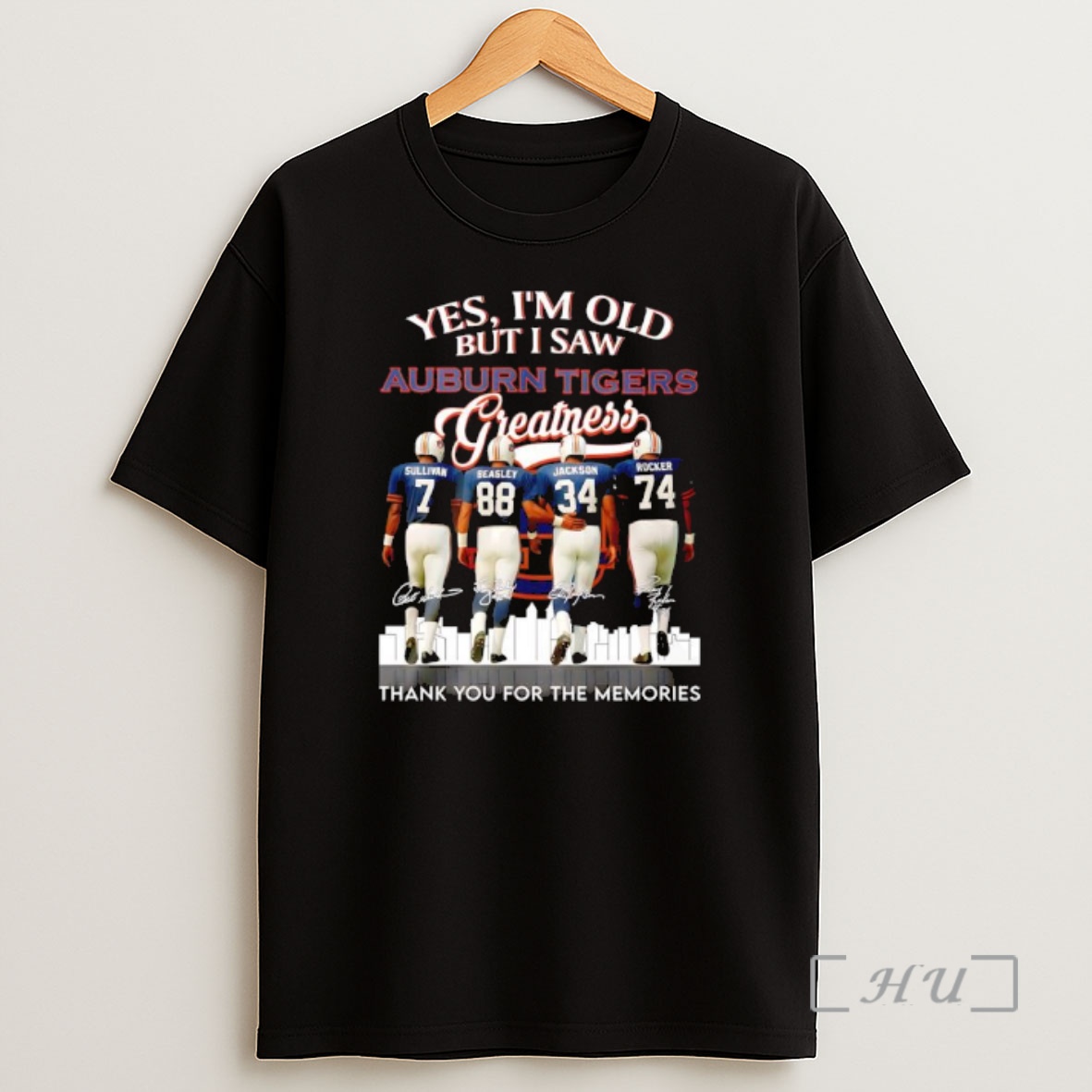 Officials Yes Im Old But I Saw Auburn Tigers Greatness Thank You For The Memories Signatures Shirt Sweatshirt Tee