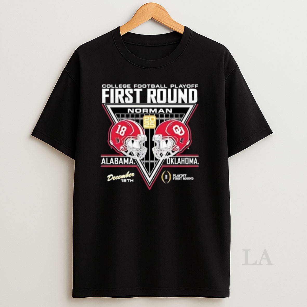 Original Alabama Crimson Tide Vs Oklahoma Sooners 2025 Cfp First Round Norman Head To Head Helmet Shirt