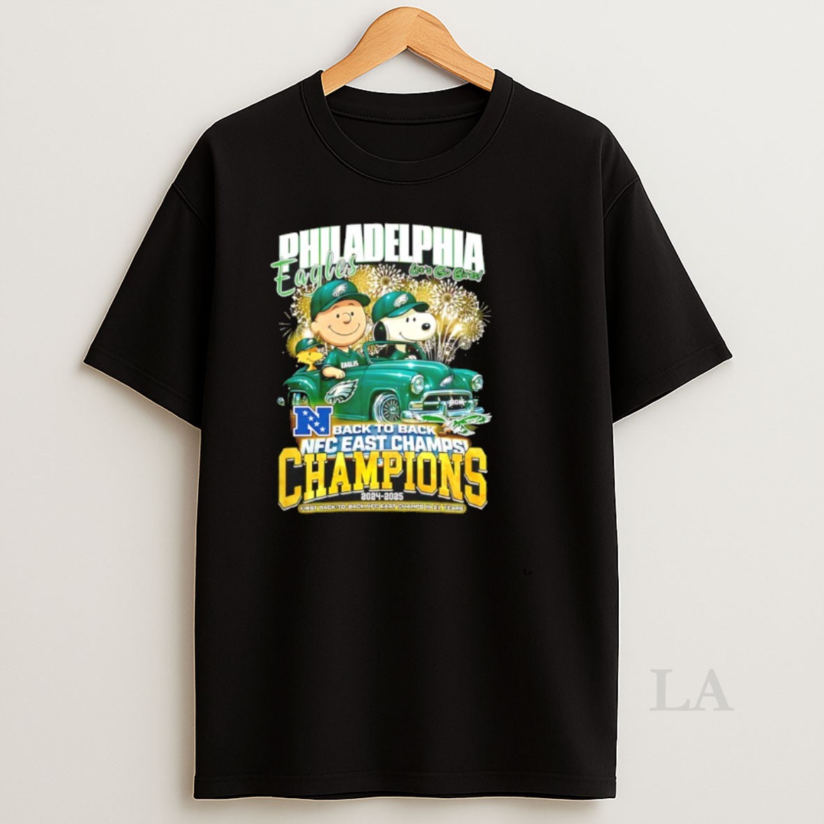 Original Philadelphia Eagles Snoopy Peanuts Nfc East Division 2025 Champions Shirt