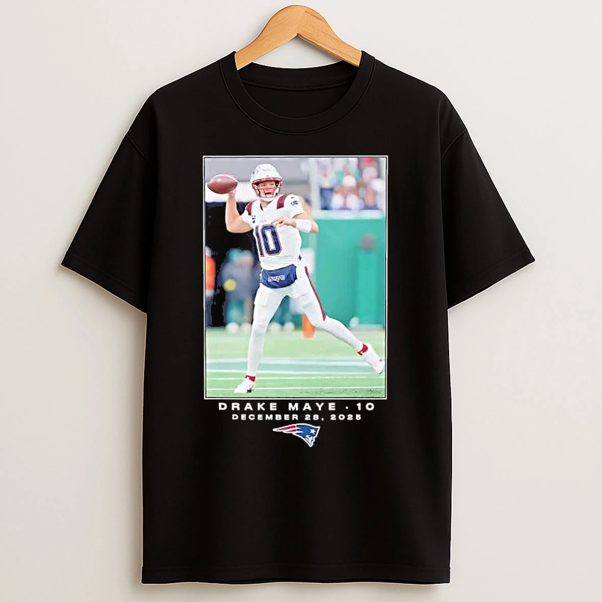 Classic Drake Maye Nfl Flash Features Week 17 T Shirts