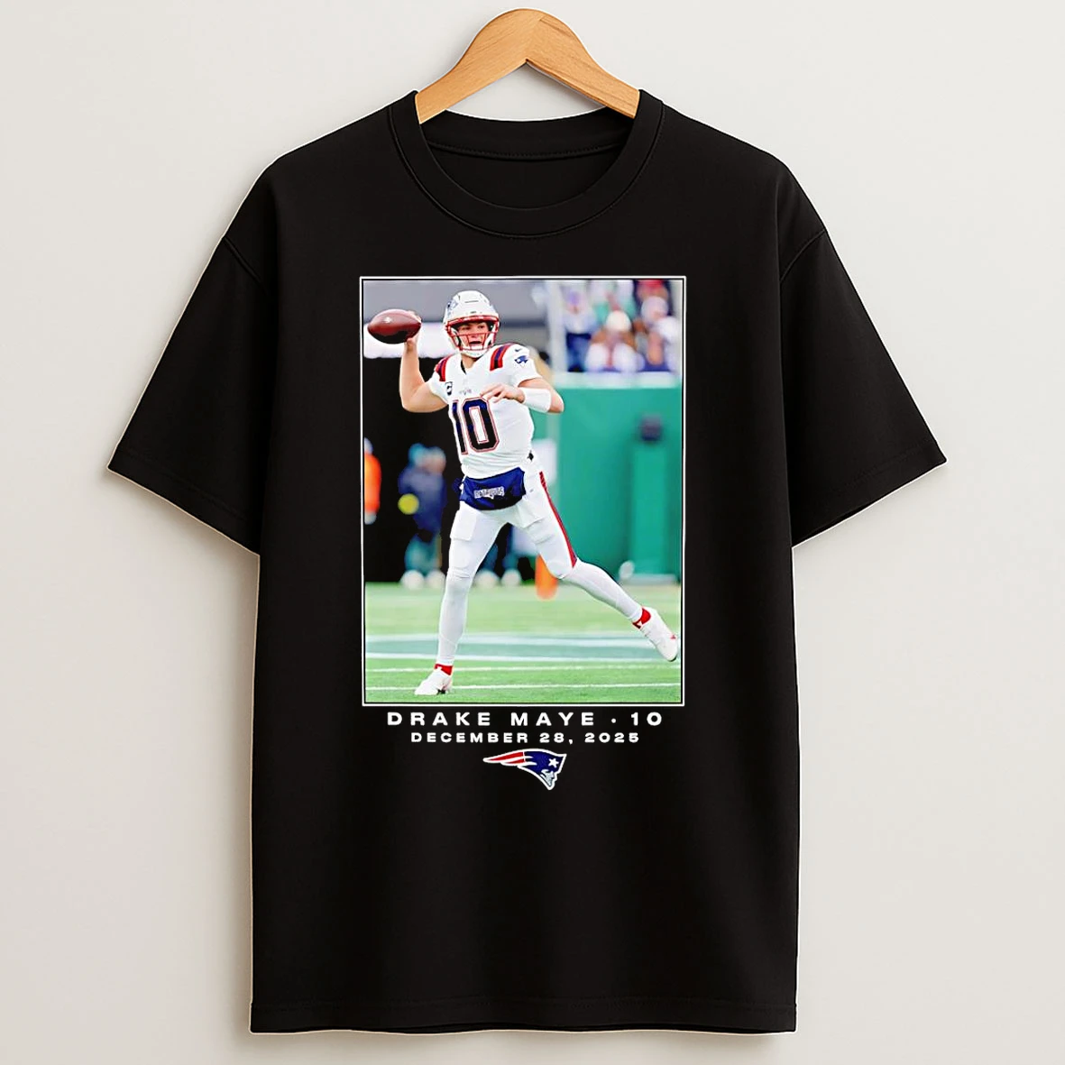 Classic Drake Maye New England Patriots Nfl Flash Features Week 17 T Shirts