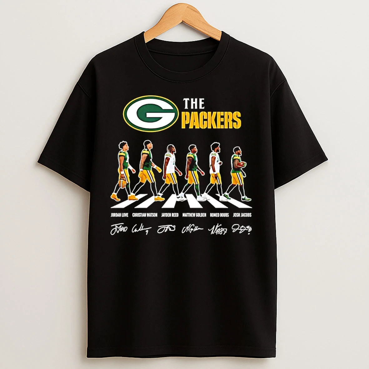 Classic Green Bay Packers Football Player Walking Signatures Graphic T Shirts