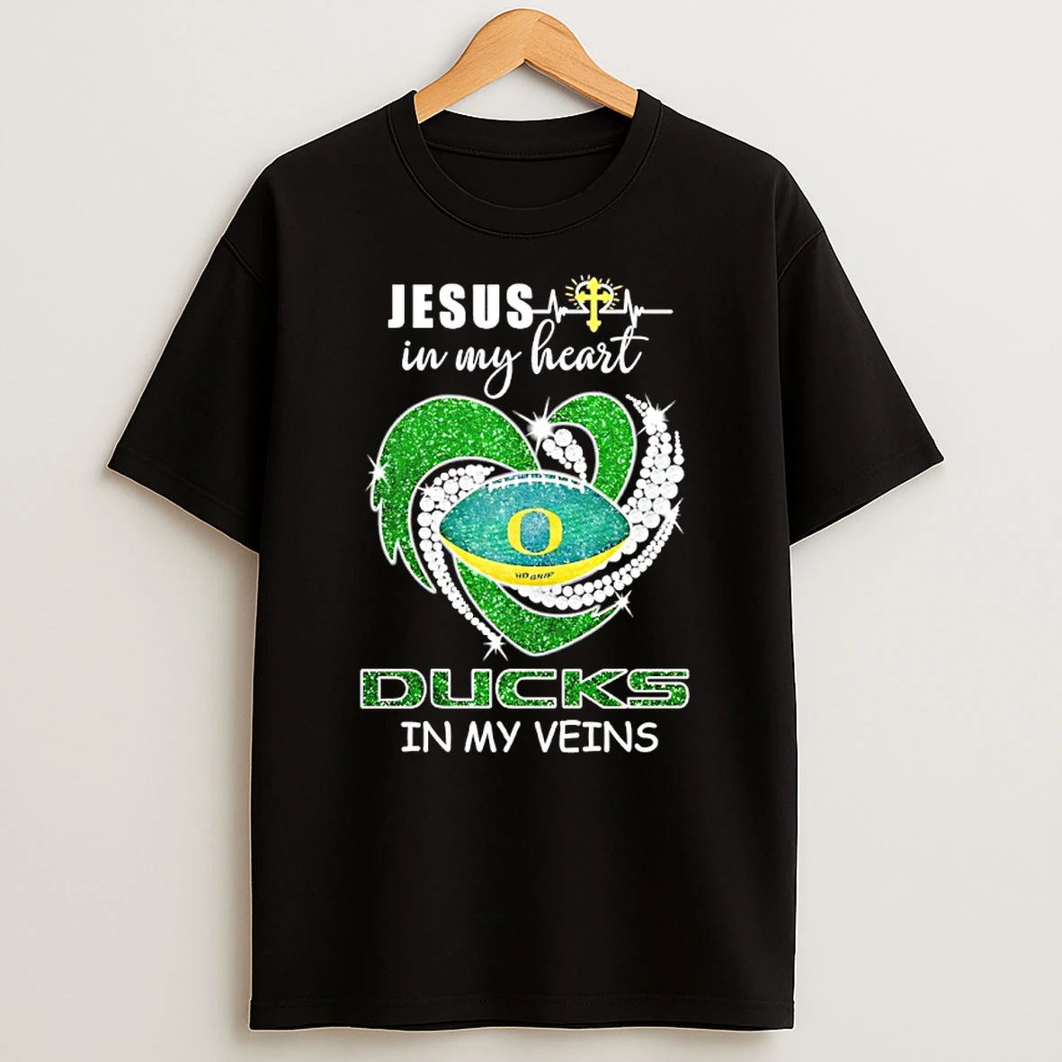 Jesus In My Heart Oregon Ducks In My Veins Diamond Heart Shirts