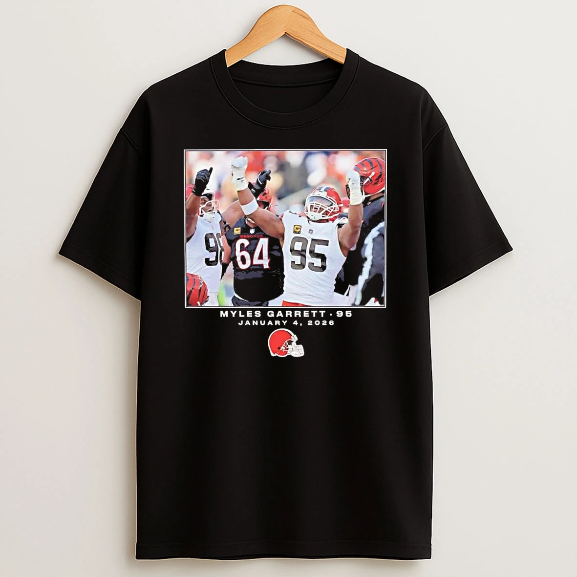 Myles Garrett 2026 Nfl Moment Cleveland Browns Shirts