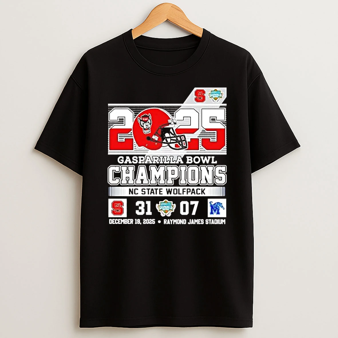 Nc State Wolfpack 2025 Gasparilla Bowl Champions Helmet Score Shirts