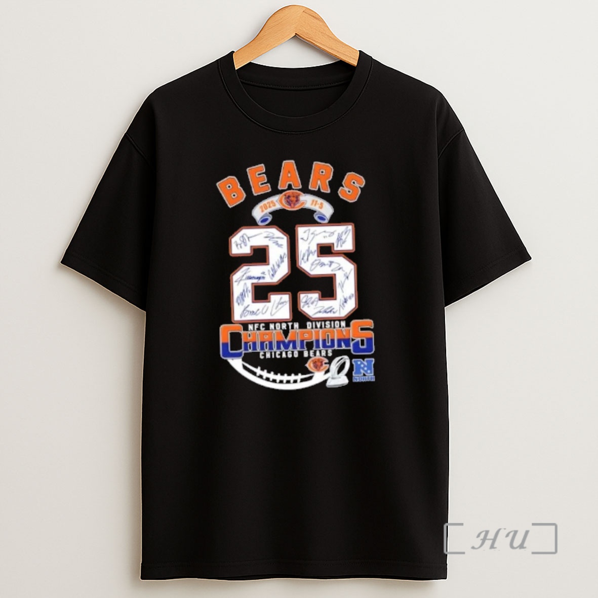 Officials 2025 11 5 Nfc North Division Champions Chicago Bears All Signatures Shirt Sweatshirt Tee