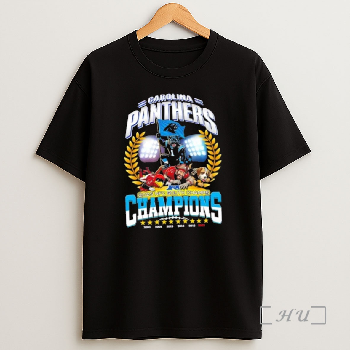 Officials 2025 Carolina Panthers Win Nfc South Champions Mascot Football Graphic Shirt Sweatshirt Tee
