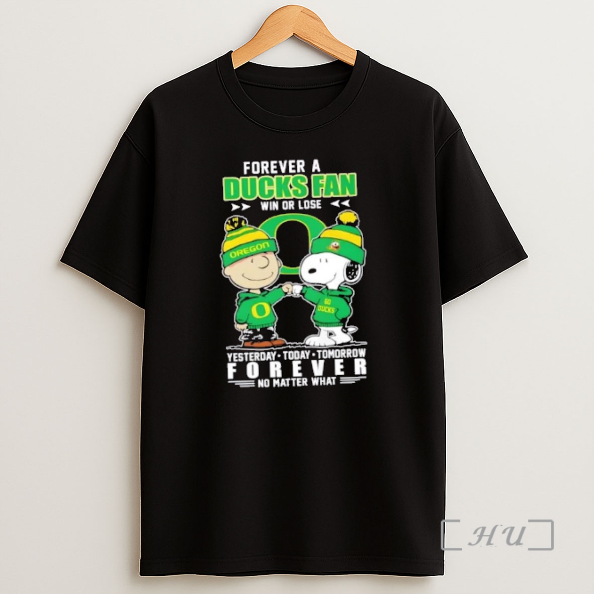 Officials Charlie Brown Fist Bump Snoopy Forever A Oregon Ducks Fan Win Or Lose No Matter What Shirt Sweatshirt Tee