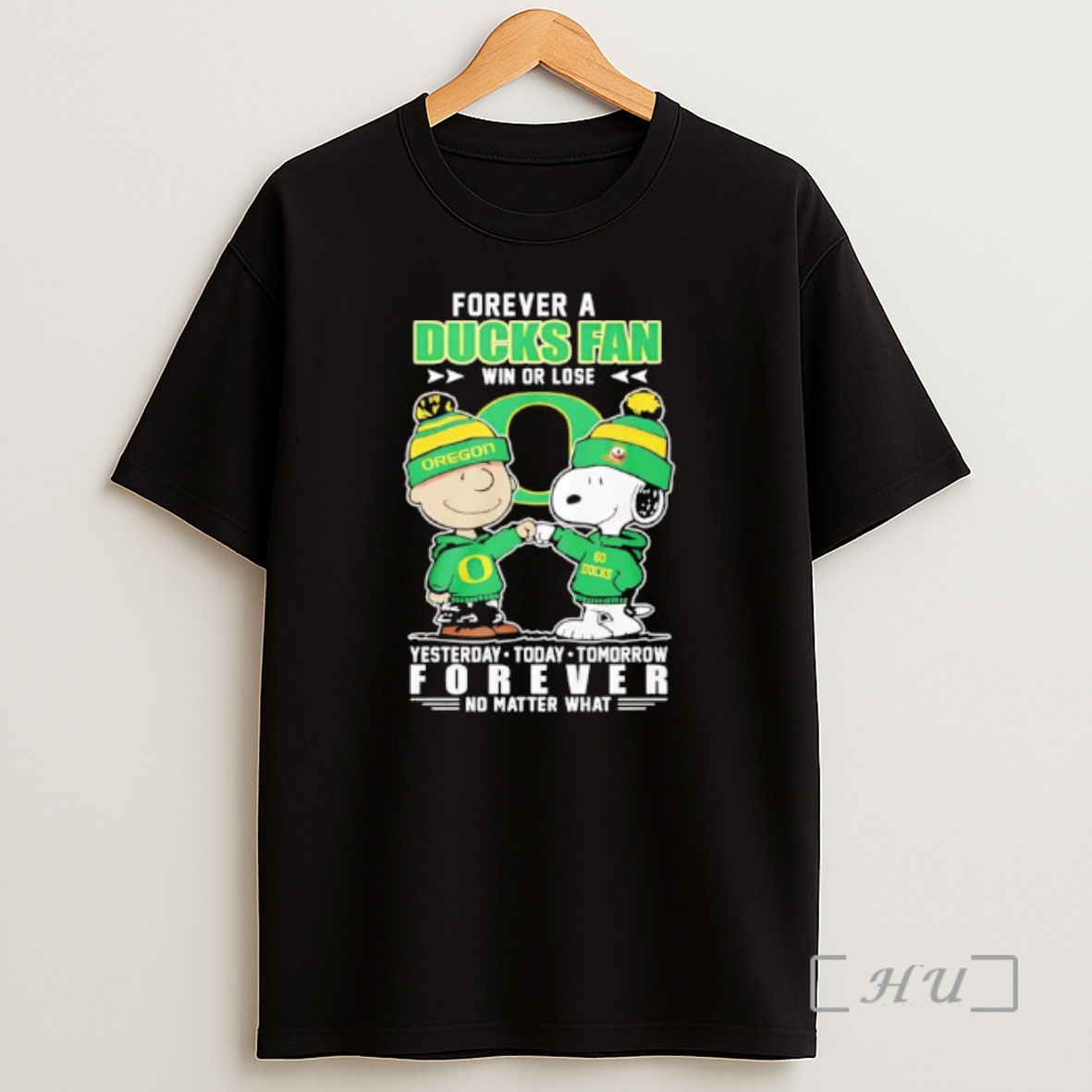 Officials Forever A Ducks Fan Snoopy And Charlie Brown In Oregon Ducks Shirt Sweatshirt Tee