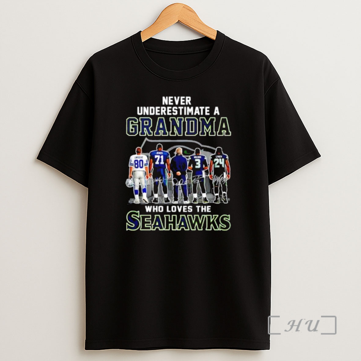Officials Never Underestimate A Grandma Who Loves The Seahawks Coach And Four Player Signatures Shirt Sweatshirt Tee