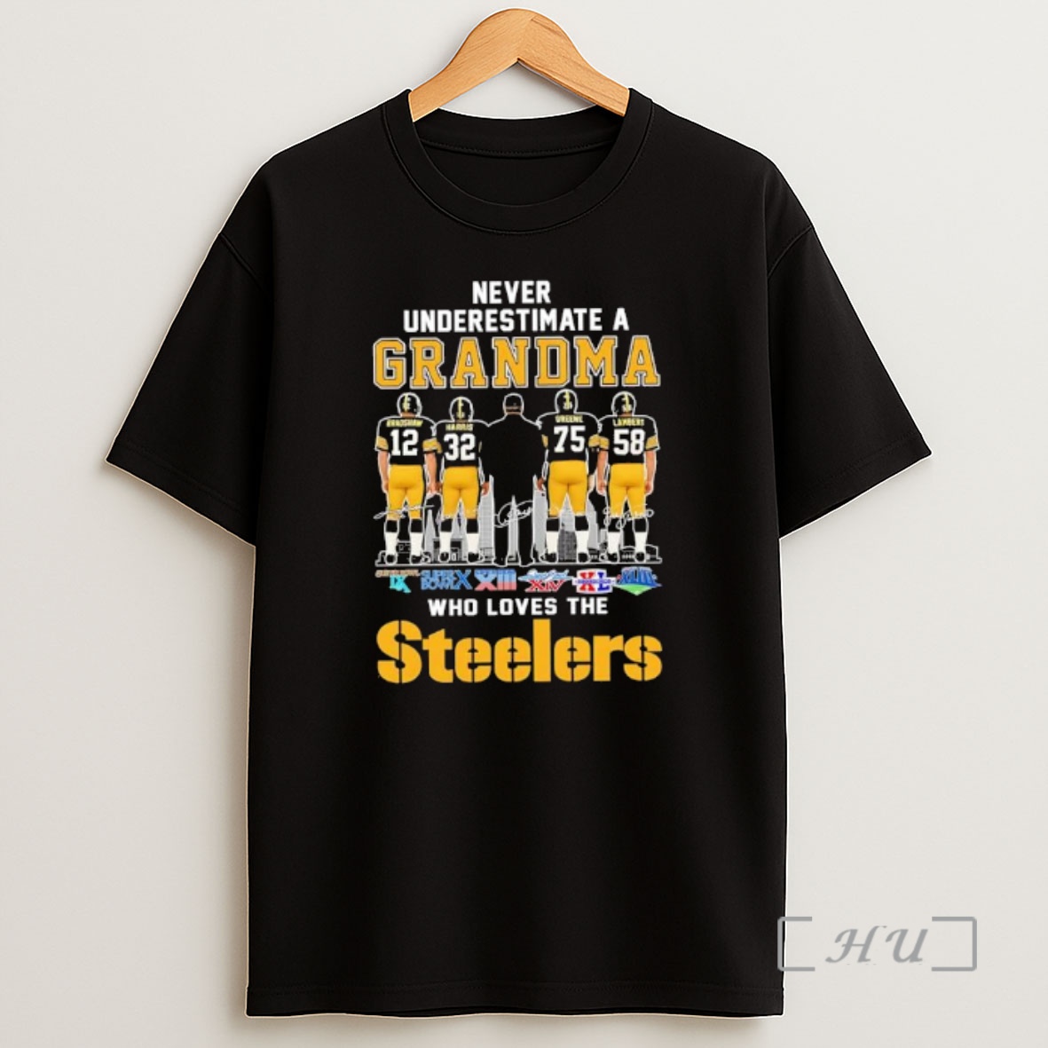 Officials Pittsburgh Steelers Players Together Never Underestimate A Grandma Who Loves Shirt Sweatshirt Tee