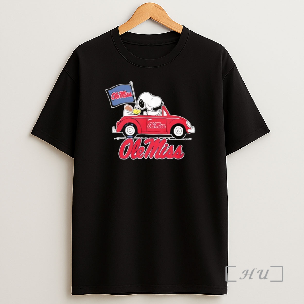 Officials Snoopy X Ole Miss Rebel Car Flag Red Graphic Shirt Sweatshirt Tee