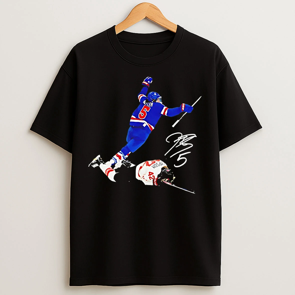 Classic Keller Women Usa Hockey 5 Signature Hilary Knight T Shirts