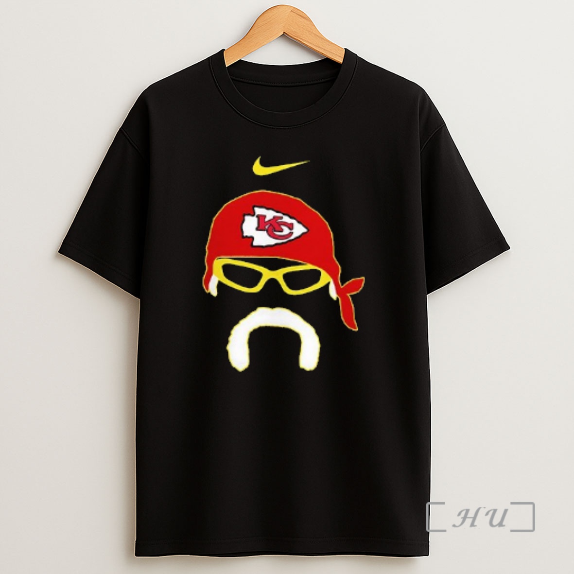 Officials Kansas City Chiefs X Hulk Hogan Hulkamania Portrait Double Sided Graphic Shirt Sweatshirt Tee