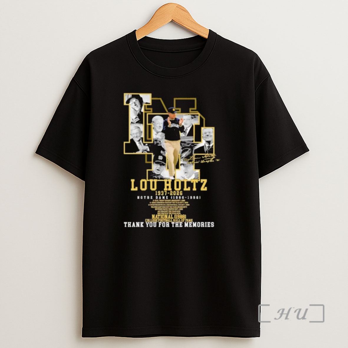 Officials Lou Holtz Notre Dame 1973 2026 Thank You For The Memories Signature Shirt Sweatshirt Tee