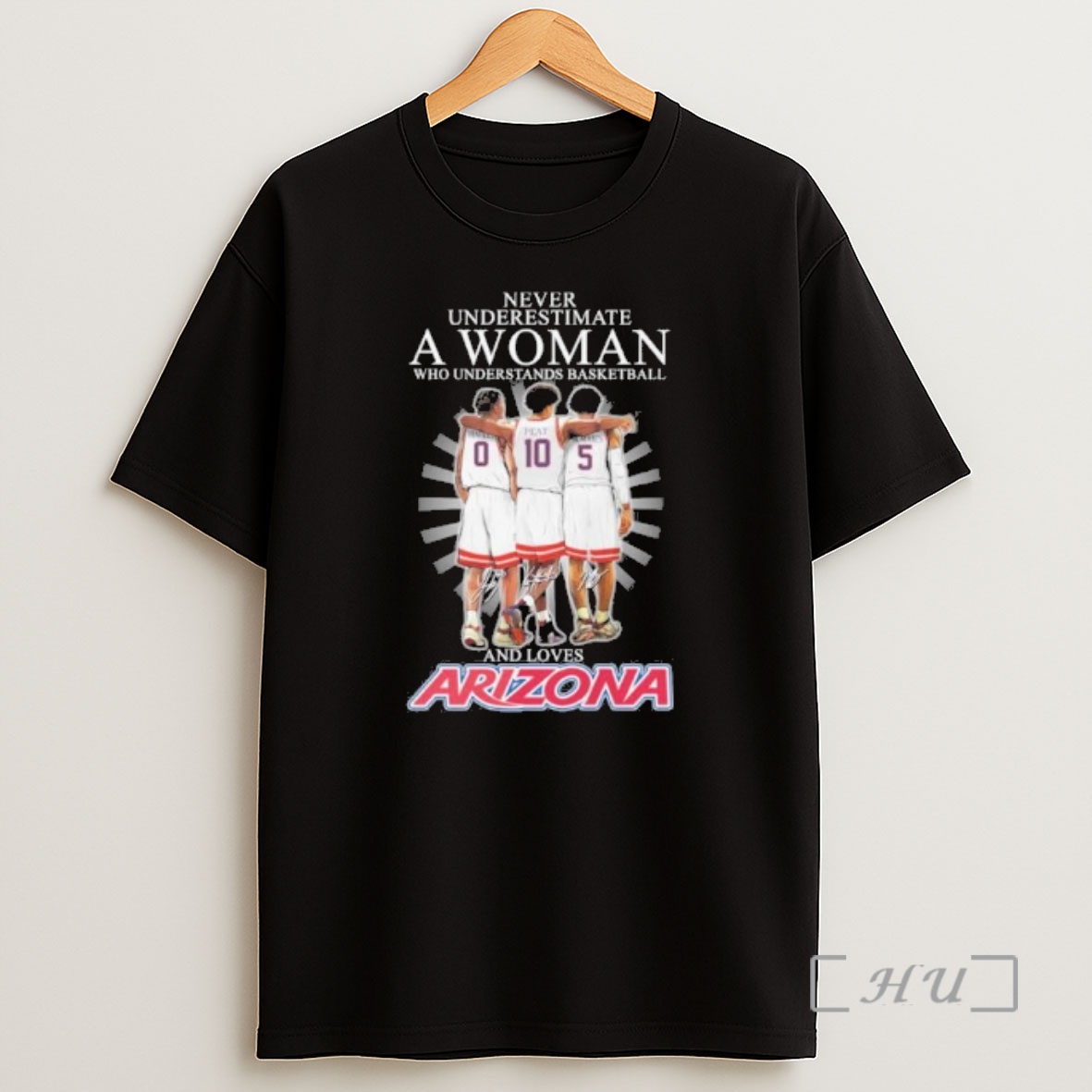 Officials Never Underestimate A Woman Who Understands Basketball And Loves Arizona Wildcats Basketball 2026 Shirt Sweatshirt Tee