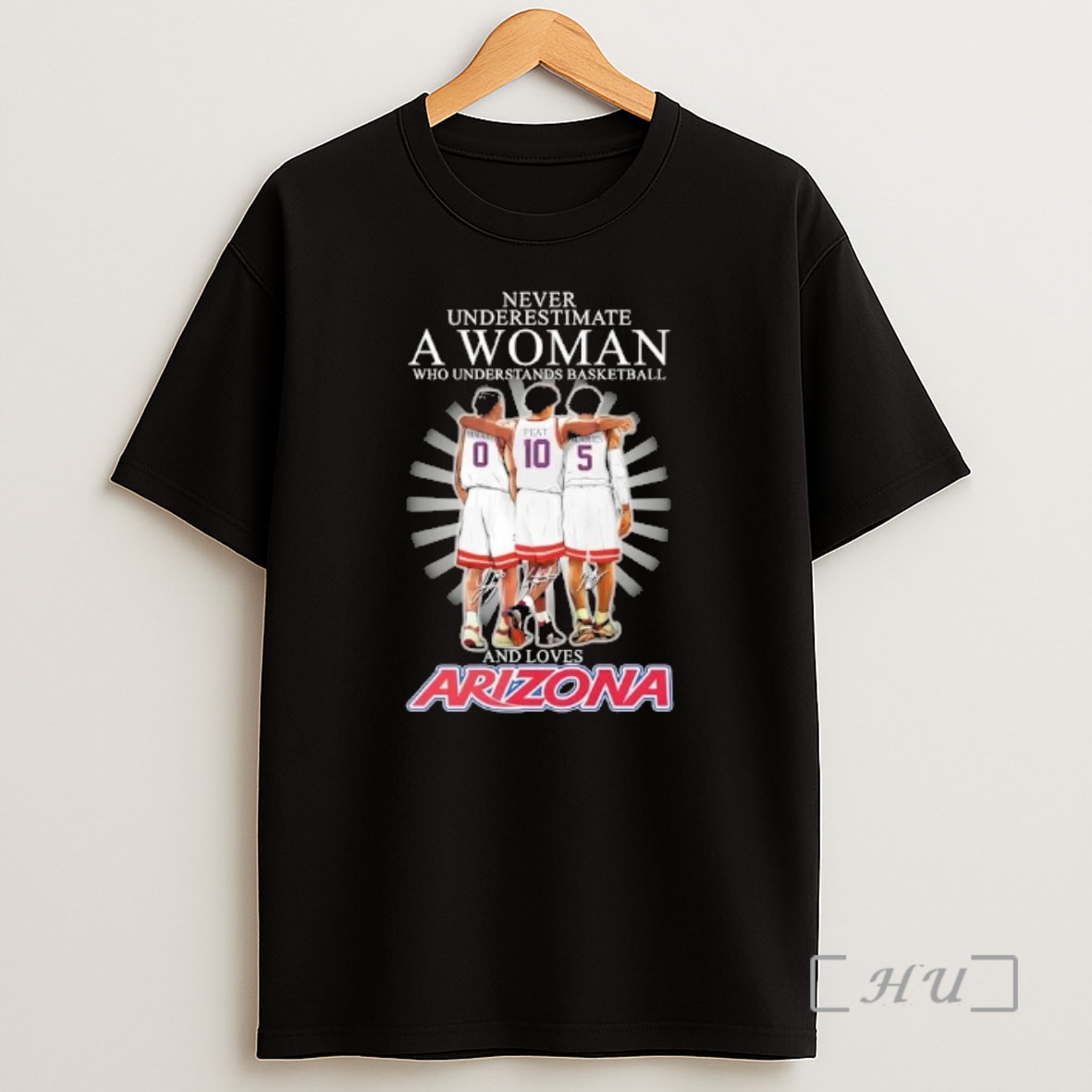 Officials Peat And Legends Never Underestimate A Woman Who Understands Basketball And Loves Arizona Wildcats Shirt Sweatshirt Tee