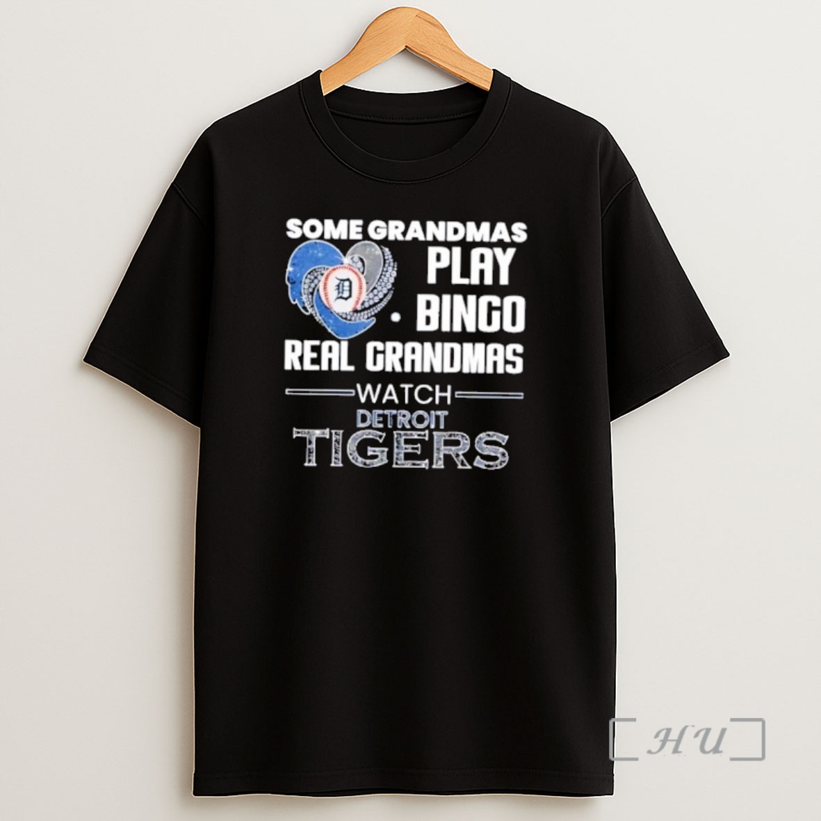 Officials Some Grandmas Play Bingo Real Grandmas Watch Detroit Tigers Shirt Sweatshirt Tee