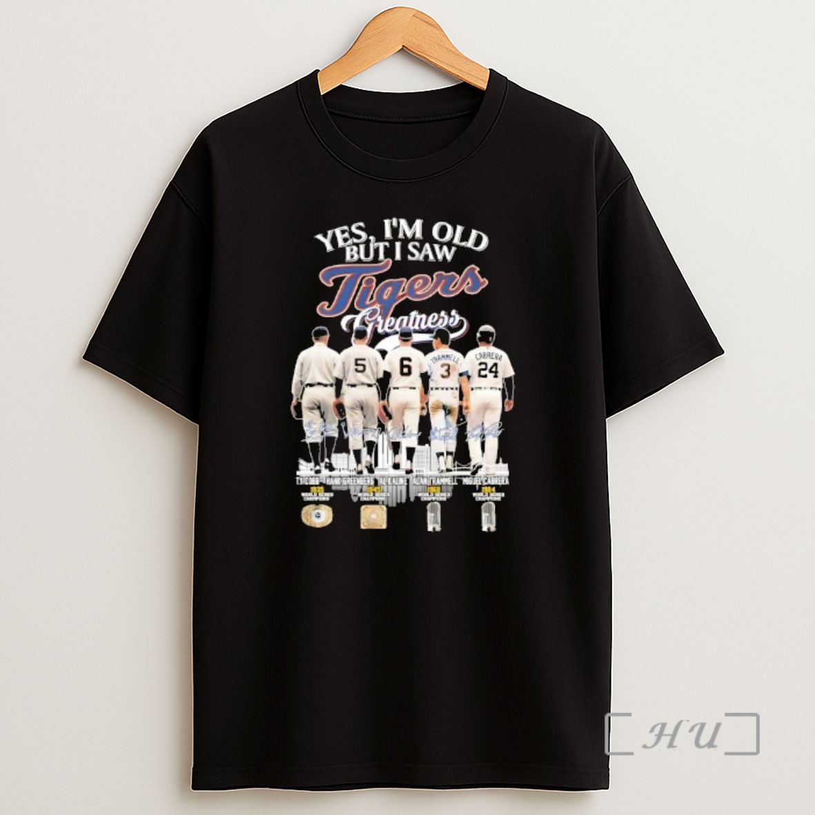 Officials Ty Cobb And Legends Yes Im Old But I Saw Detroit Tigers Greatness City Skyline Signatures Shirt Sweatshirt Tee
