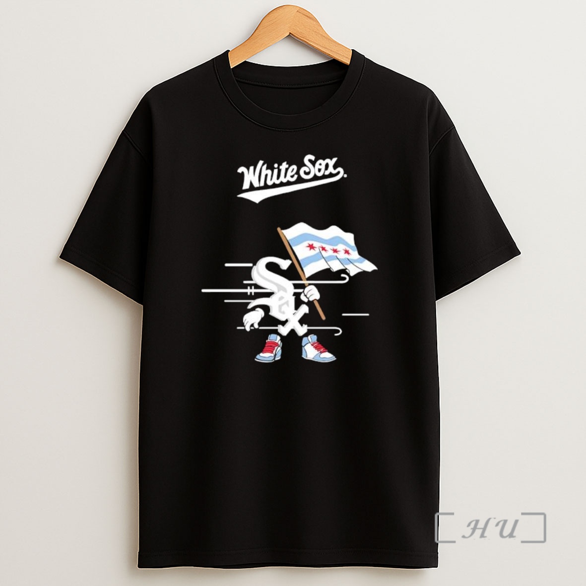 Officials White Sox Mascot Holding Chicago Flag Shirt Sweatshirt Tee