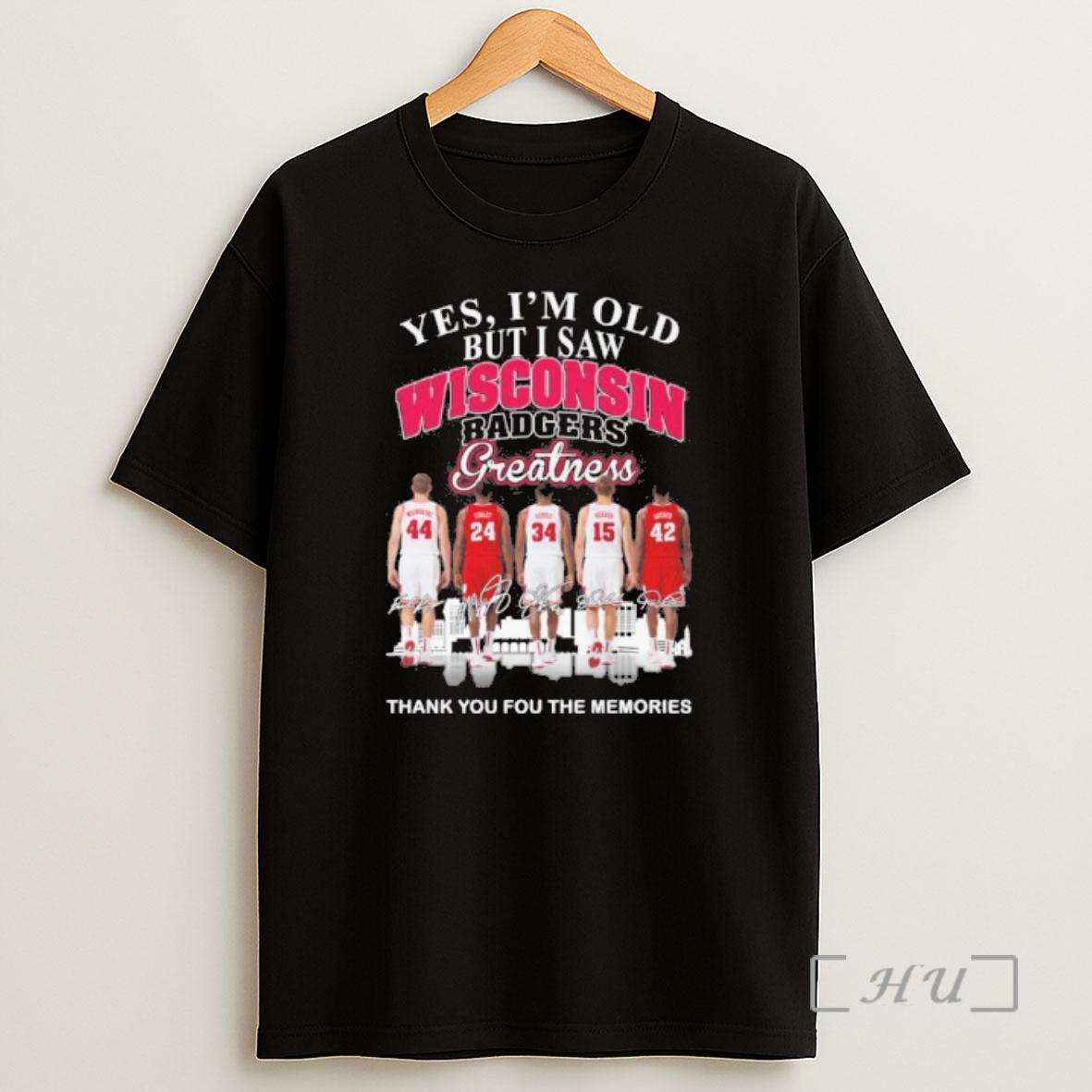 Officials Yes Im Old But I Saw Wisconsin Badgers Basketball Greatness Shirt Sweatshirt Tee