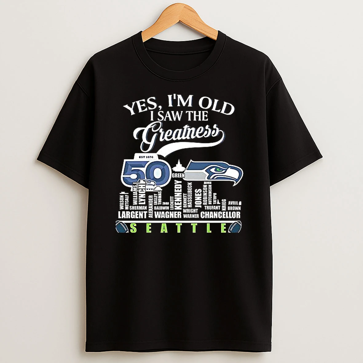 Seattle Seahawks Yes Im Old I Saw The Greatness Thank You For The Memories Woman Shirts
