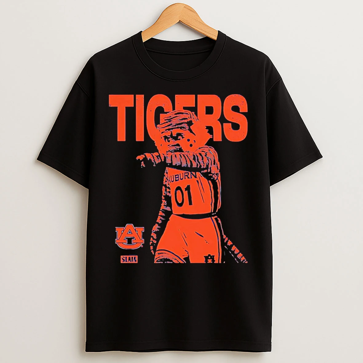 Classic Auburn Tigers Mascot Mode Slam Graphic T Shirts