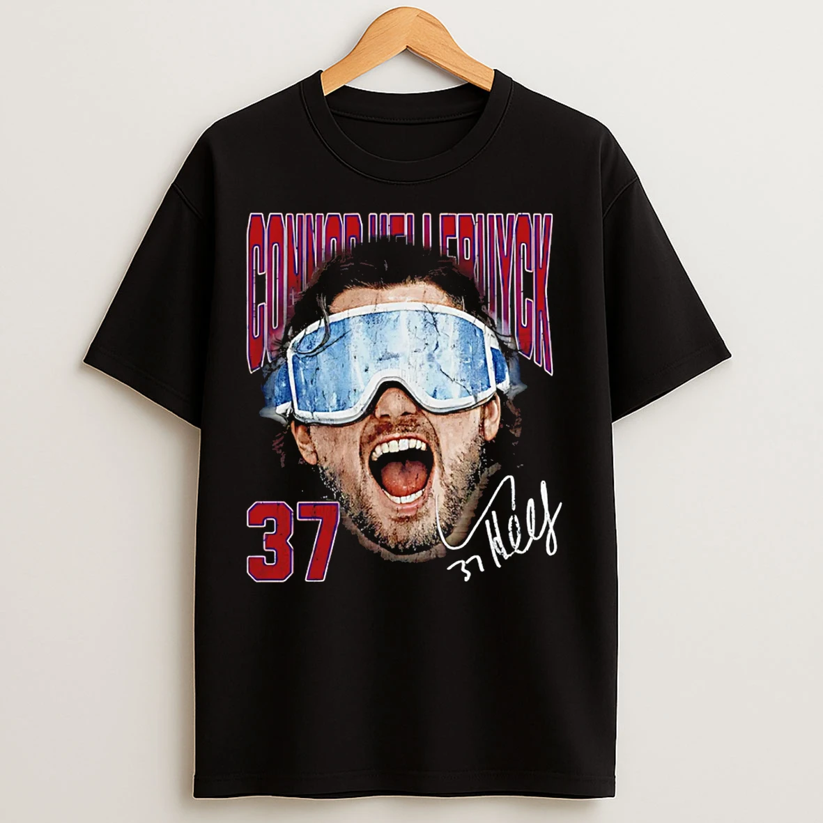 Classic Connor Hellebuyck Winnipeg Jets Goggles Big Head T Shirts