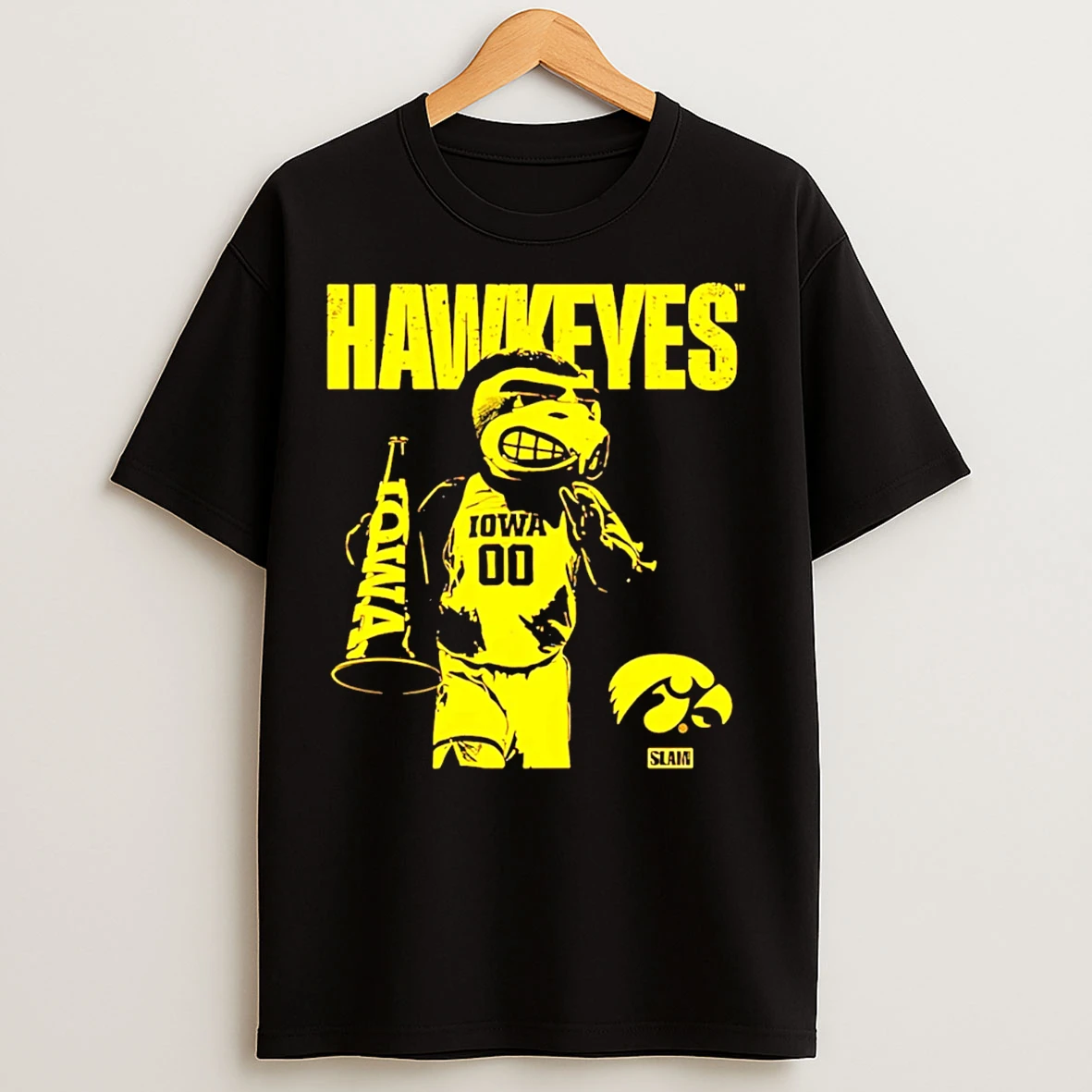 Classic Iowa Hawkeyes Mascot Mode Slam Graphic T Shirts