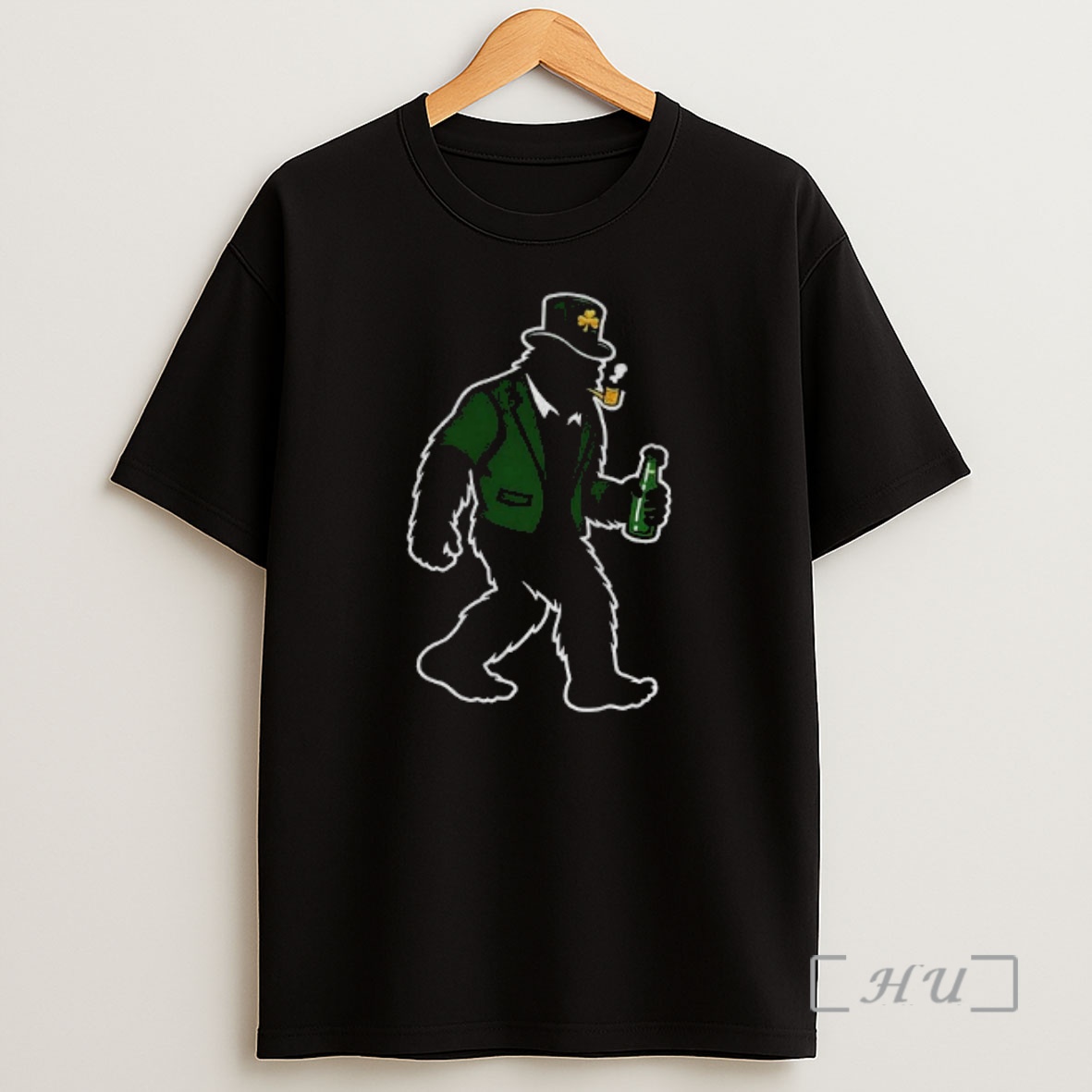 Officials Funny Bigfoot Leprechaun Drinking Beer St Shirt Sweatshirt Tee
