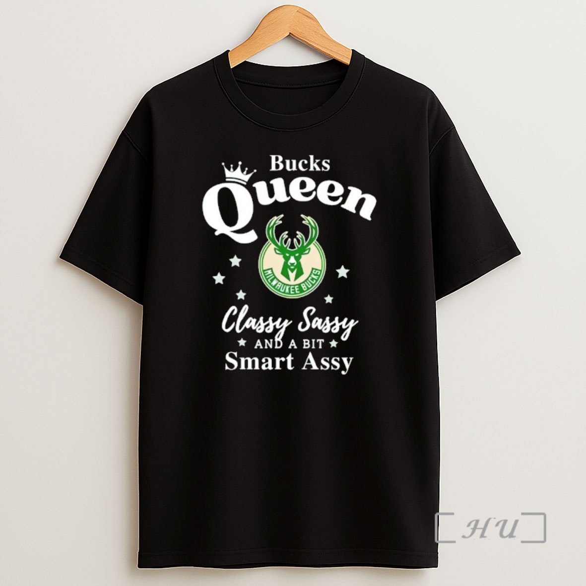 Officials Milwaukee Bucks Basketball Queen Classy Sassy And A Bit Smart Assy 2026 Shirt Sweatshirt Tee