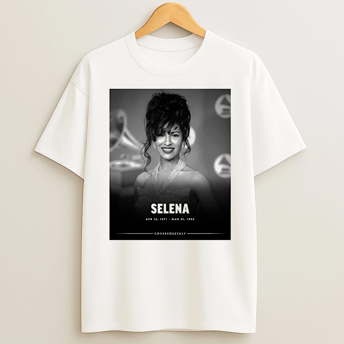 Selena Quintanilla Perez Tragically Died 31 Apr 16 1971 Mar 31 1995 Shirts