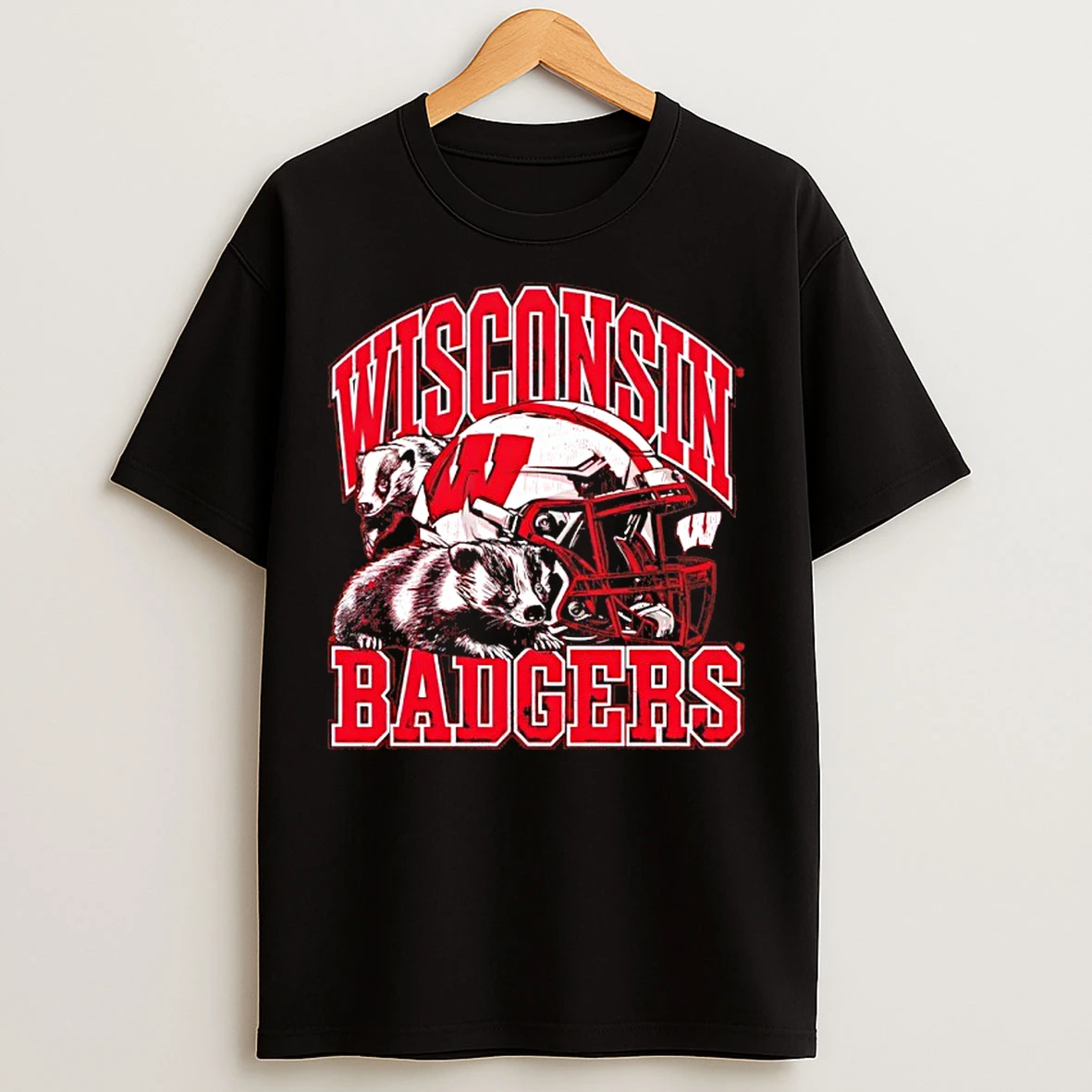 Classic Ncaa Football Wisconsin Badgers Vintage Helmet T Shirts