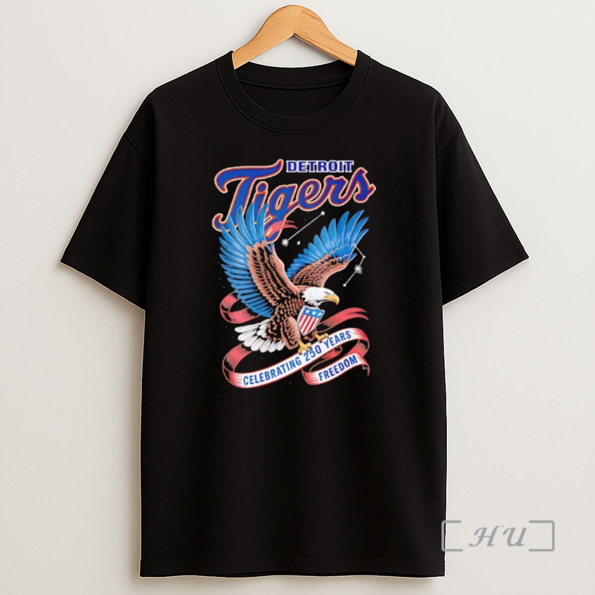 Officials Detroit Tigers Celebrating 250 Years Of Freedom Shirt Sweatshirt Tee