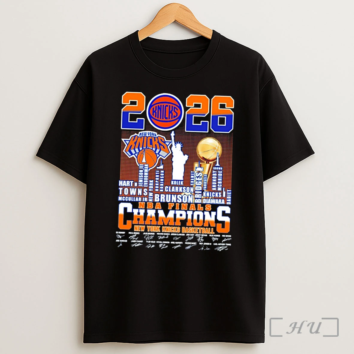 Officials New York Knicks 2026 Nba Finals Champions Statue Of Liberty Player Name Skyline Tee Premium Shirt Sweatshirt Tee
