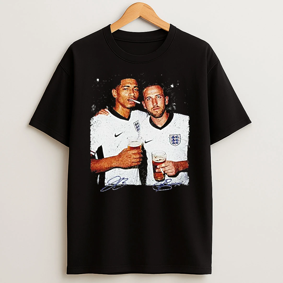 Officials Vintage Jude Bellingham Harry Kane England Football Night Out Signature Premium T Shirt Sweatshirt Hoodie