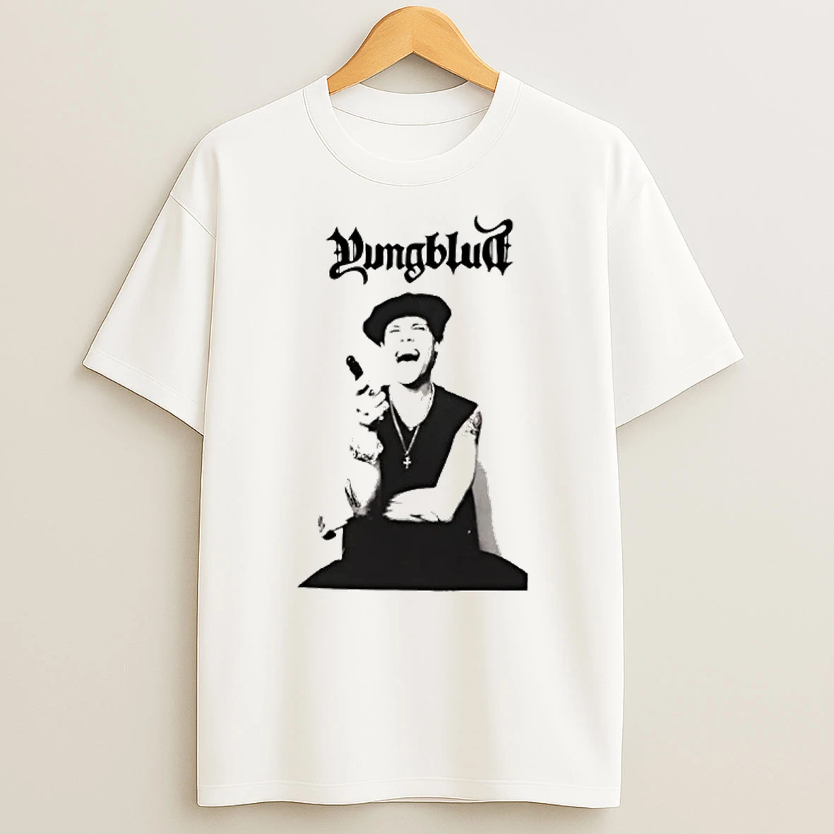 Officials Yungblud Idols The World Tour 2026 Laughing Premium T Shirt Sweatshirt Hoodie